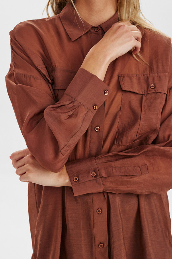 ΠΟΥΚΑΜΙΣΟ - 5678 ROOT BEER